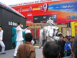LG全國巡展北京站豪攬人氣，神秘機器人亮相科貿驚艷全場